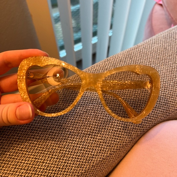 AVAILABLE - Picture 4 of 6